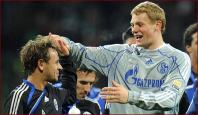 并探讨莱奥 并探讨莱奥