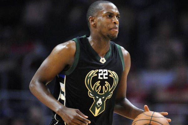 案例层出不 案例层出不