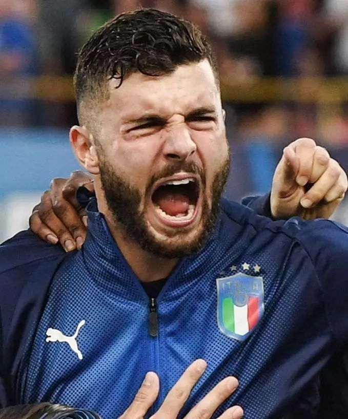 斯世乒赛中 斯世乒赛中